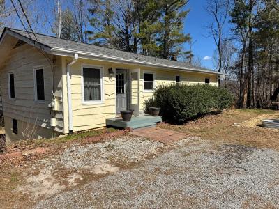 Hendersonville Bungalow